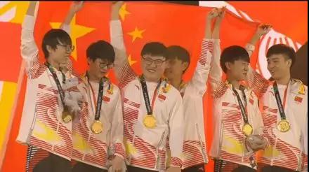 中国电竞简史：拿了金牌的孩子，回家还要被电击么？